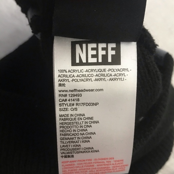 NWT NEFF Minnie Disney black peek beanie hat cap - Picture 7 of 8